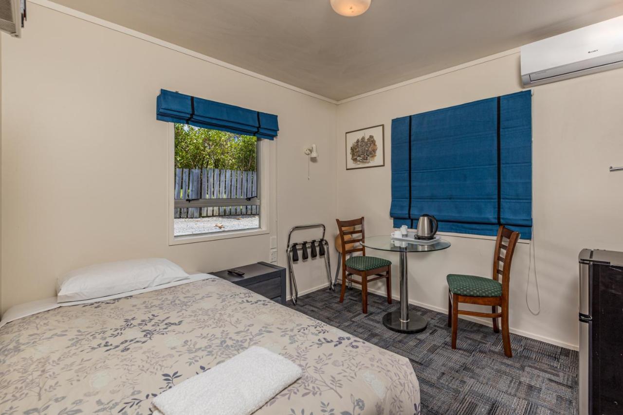 Riverside Lodge Paihia Esterno foto